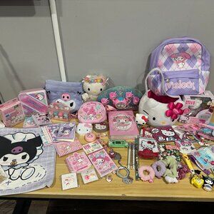 MASSIVE HELLO KITTY HAUL! Mostly New!